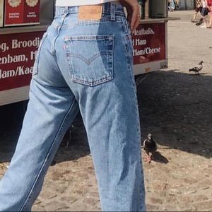 Lightwash Vintage Levi’s